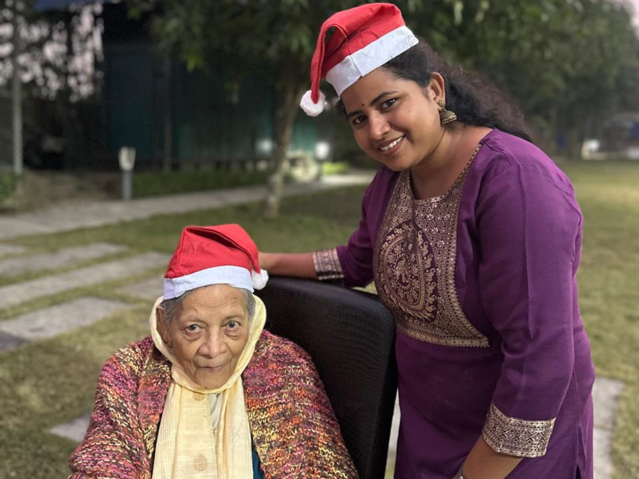 luxurious old age home in kolkata, senior living facilities in kolkata, old age home at kolkata, active senior communities in india, senior citizen accommodation, care homes for seniors, residential retreat for seniors, premium senior living Kolkata, retirement homes with festive activities, Jagriti Dham Christmas celebration