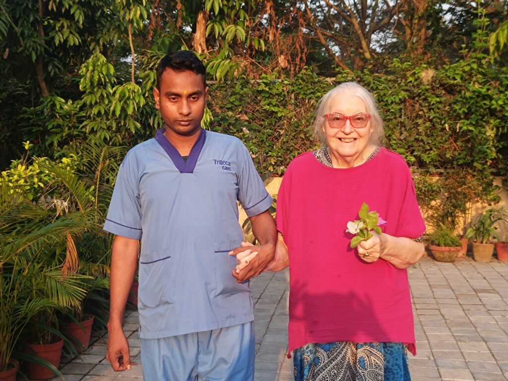 senior living homes in kolkata, assisted living vs independent living, best senior citizen home in kolkata, luxury old age homes in india, elderly care services, retirement living community, senior citizen housing, Jagriti Dham, independent living for seniors, senior care kolkata