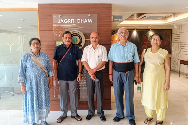 senior citizen home in Kolkata, Luxury old age home in India state of the art price, Best luxury old age home in India state of the art, Best retirement homes in India, Old age home monthly cost in India, Retirement homes in India cost per month, old age home for temporary stay in kolkata, best retirement home in kolkata, independent living facilities, senior luxury living, old age home in diamond harbour road, senior citizen facilities, elder care facility